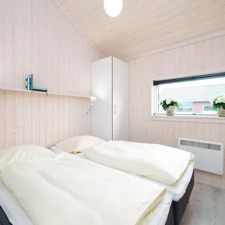 Lejlighed Strandhaus Mit Sportplatz